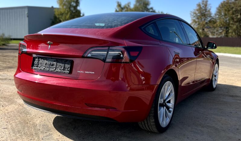 
								Tesla model 3 Long Range full									