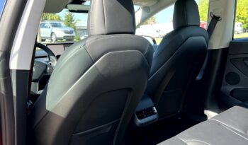
										Tesla model 3 Long Range full									
