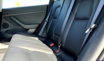 
										Tesla model 3 Long Range full									