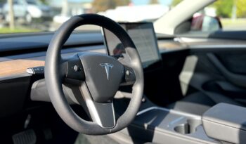 
										Tesla model 3 Long Range full									