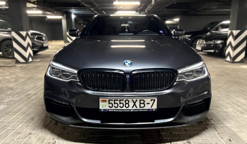 
								BMW 520 i full									