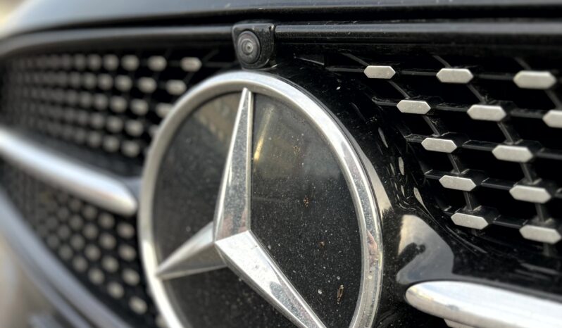 
								Mercedes e300 DE full									