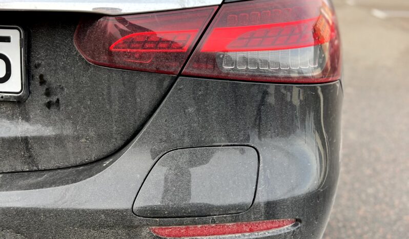 
								Mercedes e300 DE full									