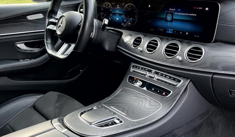 
								Mercedes e300 DE full									