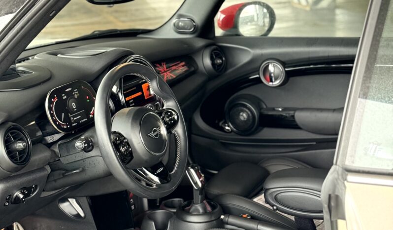 
								Mini John Cooper Works full									