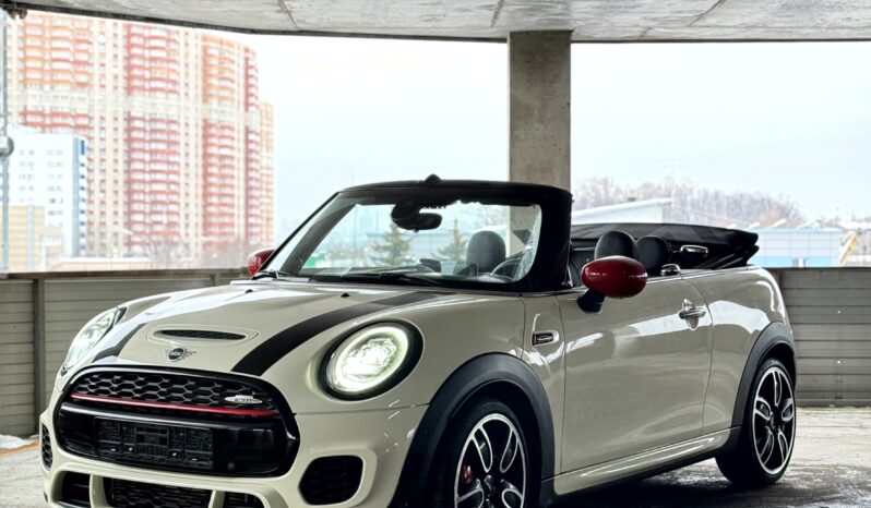 
								Mini John Cooper Works full									