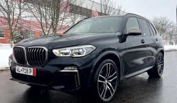 
										BMW X5 M50D full									