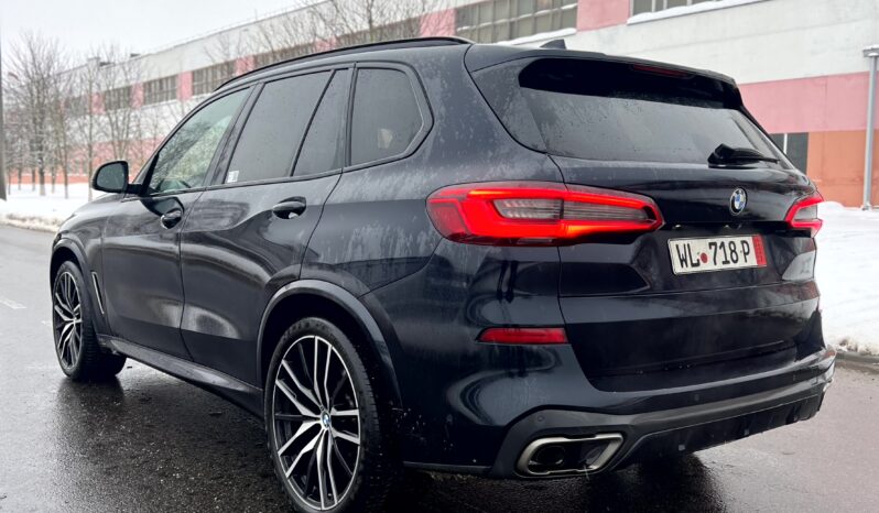 
								BMW X5 M50D full									
