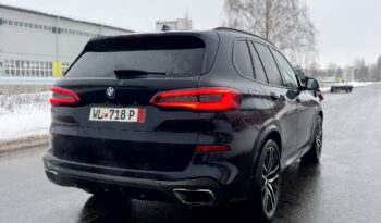 
										BMW X5 M50D full									