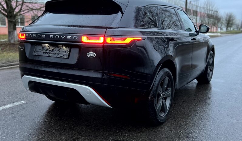 
								Landr Rover Range Roxer Velar full									
