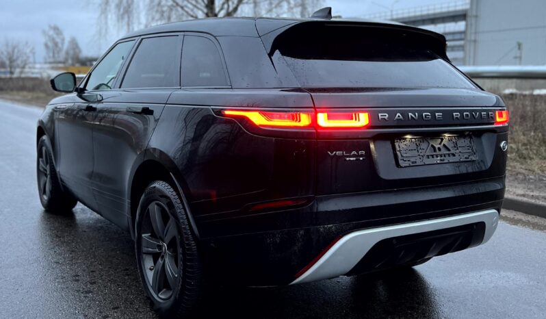 
								Landr Rover Range Roxer Velar full									