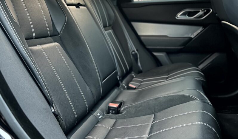 
								Landr Rover Range Roxer Velar full									