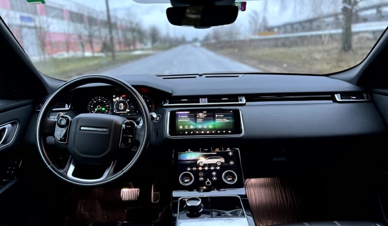 
								Landr Rover Range Roxer Velar full									