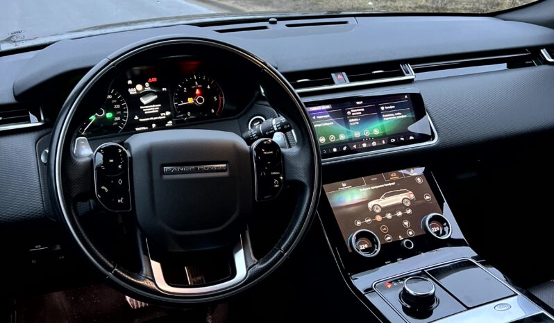 
								Landr Rover Range Roxer Velar full									