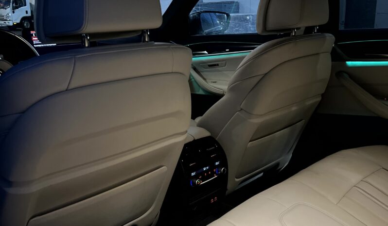 
								BMW 530d full									