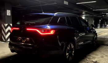 
										Renault Megane Bose full									