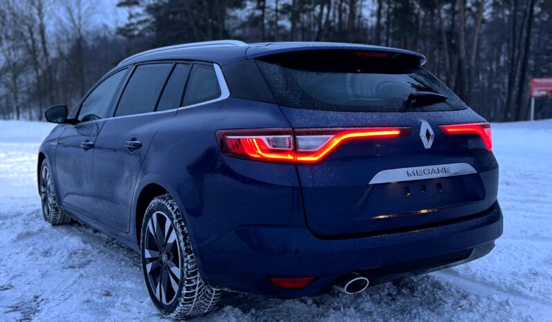 
								Renault Megane Bose full									