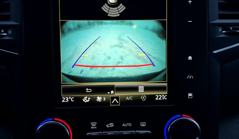 
								Renault Megane Bose full									