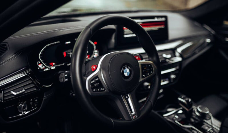 
								BMW M5 full									