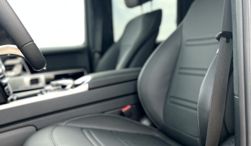 
								Mercedes-Benz G 400 D full									