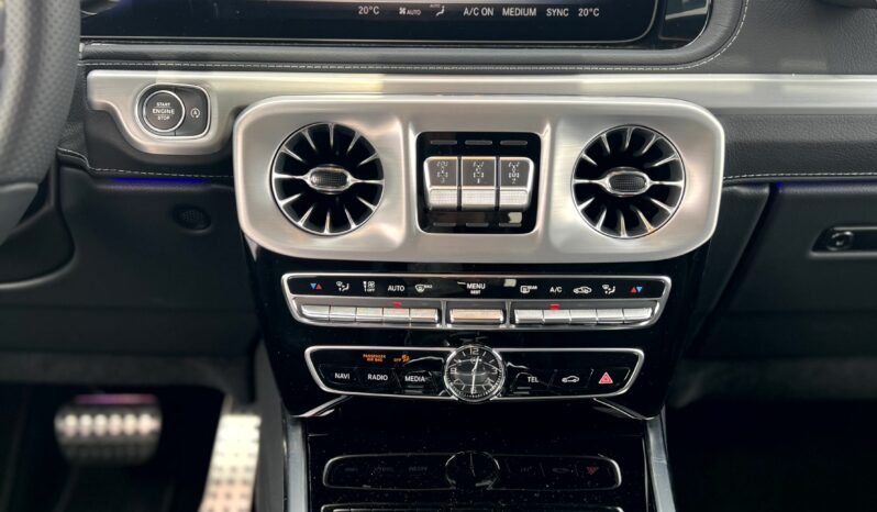 
								Mercedes-Benz G 400 D full									