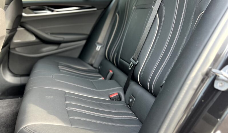 
								BMW 530d full									
