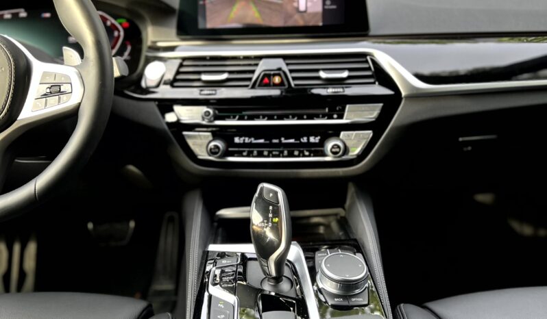 
								BMW 530d full									