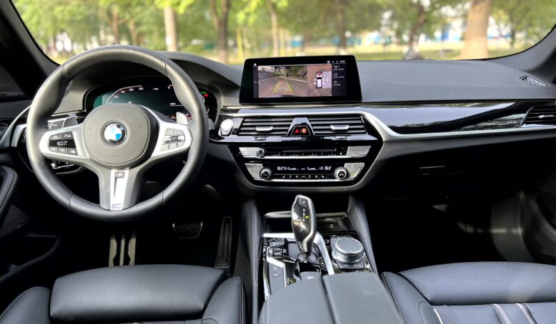 
								BMW 530d full									