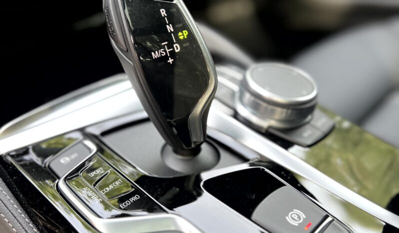
								BMW 530d full									