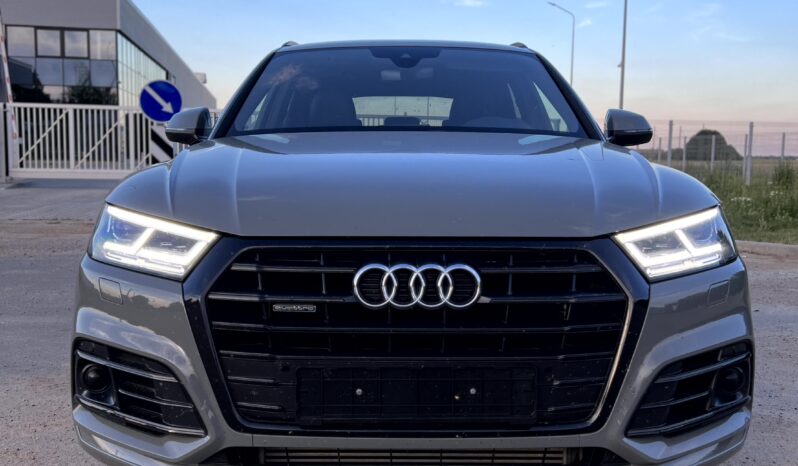 
								Audi Q5 full									