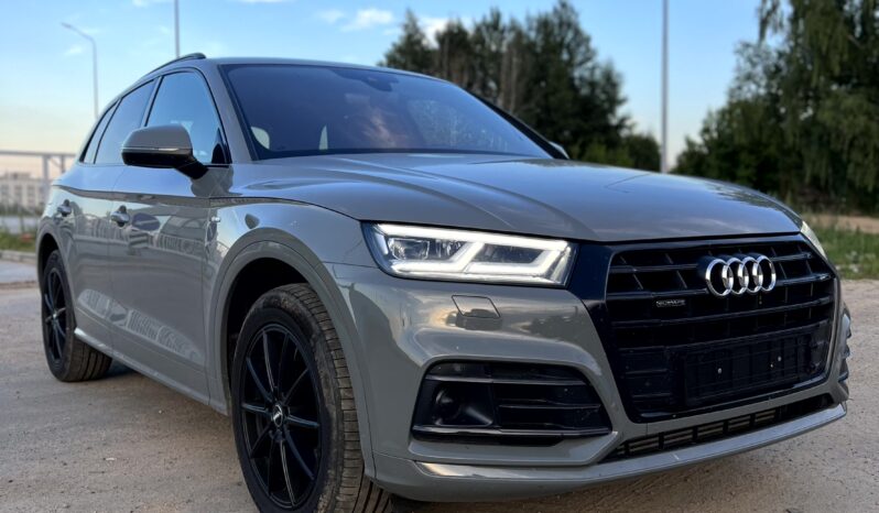 
								Audi Q5 full									