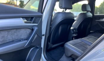 
										Audi Q5 full									