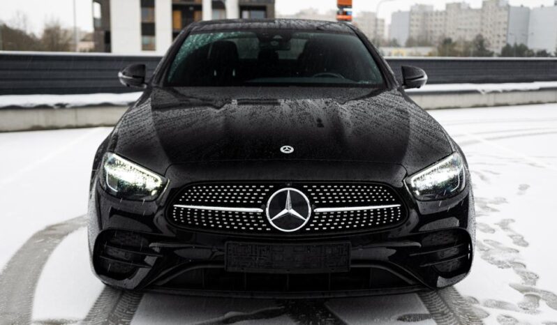 
								Mercedes e300 DE full									