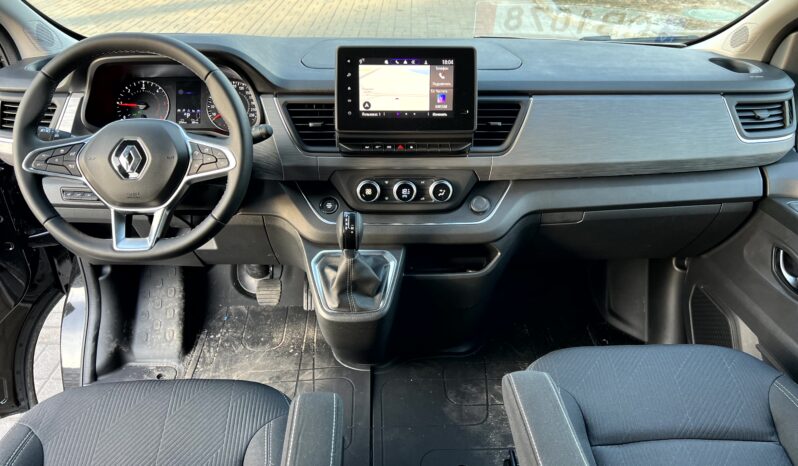 
								Renault Trafic full									