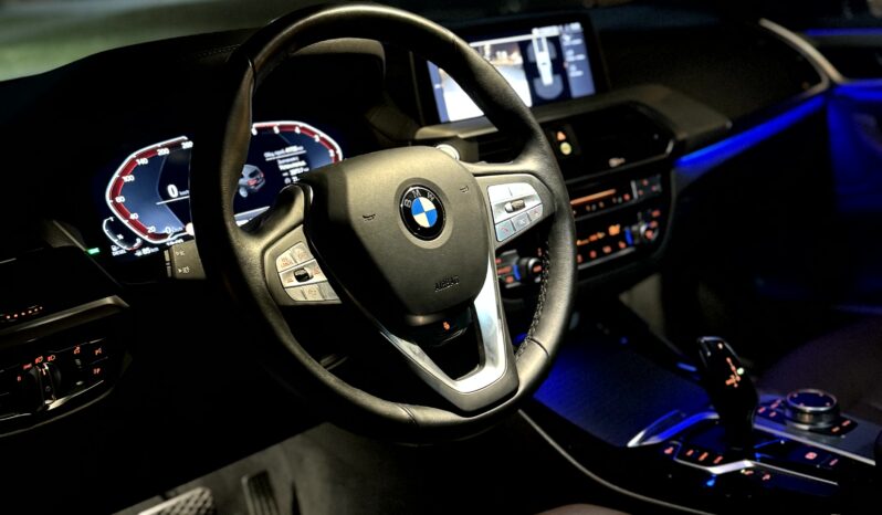 
								BMW X3 xDrive 20d full									