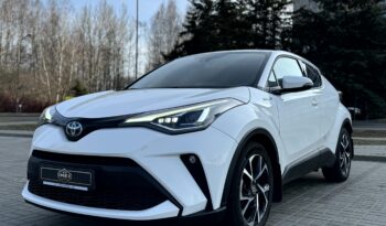 
										Toyota C-HR full									