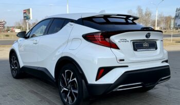 
										Toyota C-HR full									