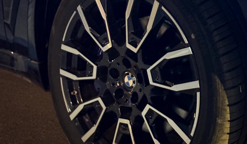 
								BMW X5 xDrive 30D full									