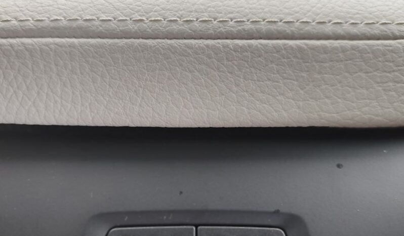 
								Volvo XC-60 Inscription full									