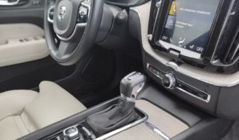 
										Volvo XC-60 Inscription full									