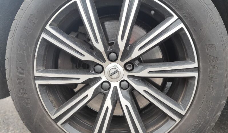 
								Volvo XC-60 Inscription full									
