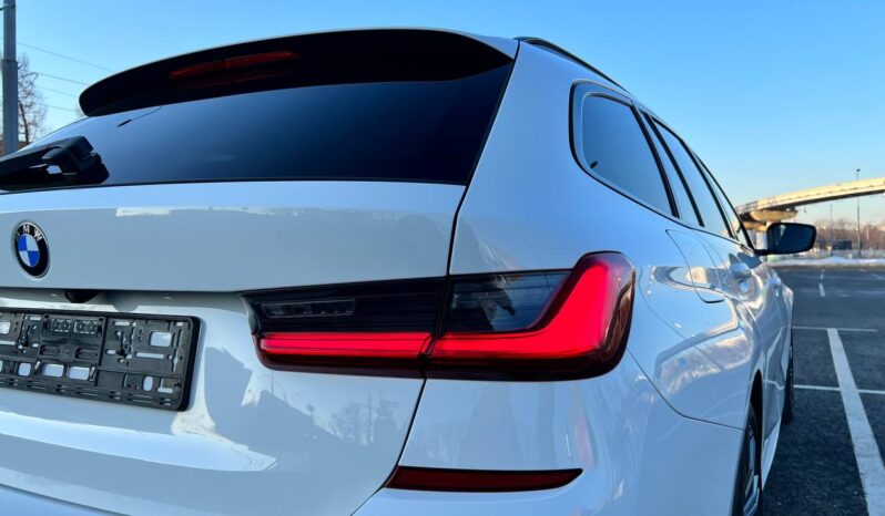 
								BMW 330 d full									