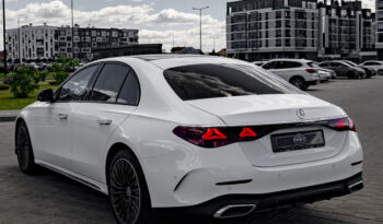 
										Mercedes-Benz E220D full									