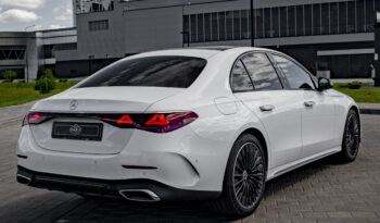 
										Mercedes-Benz E220D full									