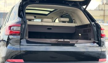 
										BMW X5 xDrive 30D full									