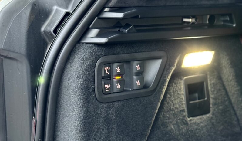 
								BMW X7 xDrive 40D full									