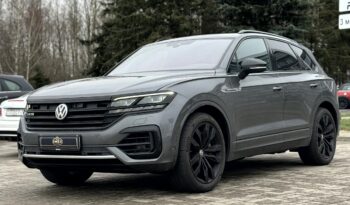
										Volkaswagen Touareq R-Line V8 full									
