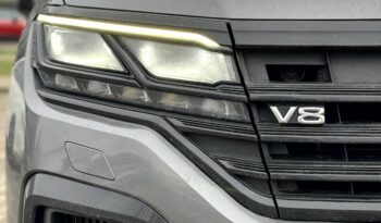 
										Volkaswagen Touareq R-Line V8 full									