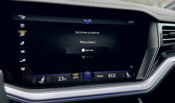 
										Volkaswagen Touareq R-Line V8 full									