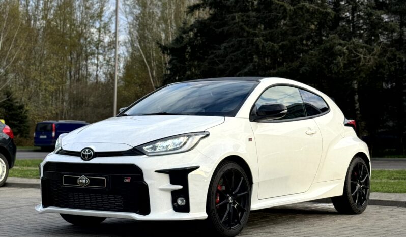 
								Toyota Yaris GR full									